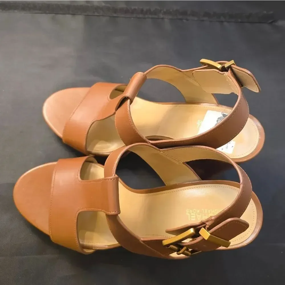 MICHAEL MICHAEL KORS BECKER LEATHER PLATFORM SANDAL